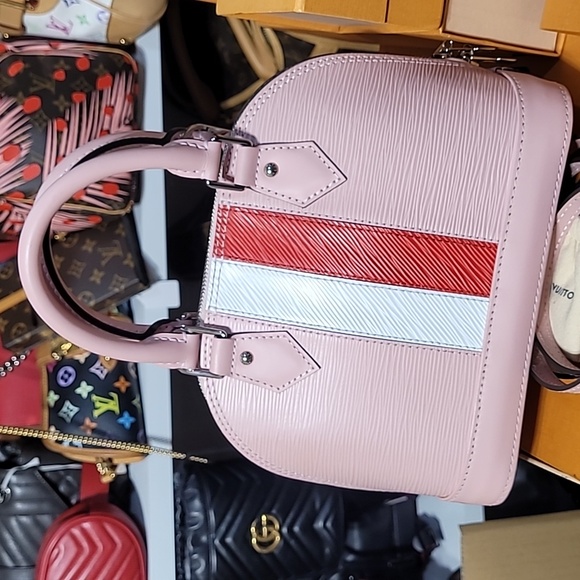 Louis Vuitton Epi Leather Limited edition Alma BB 2way bag - Picture 5 of 16